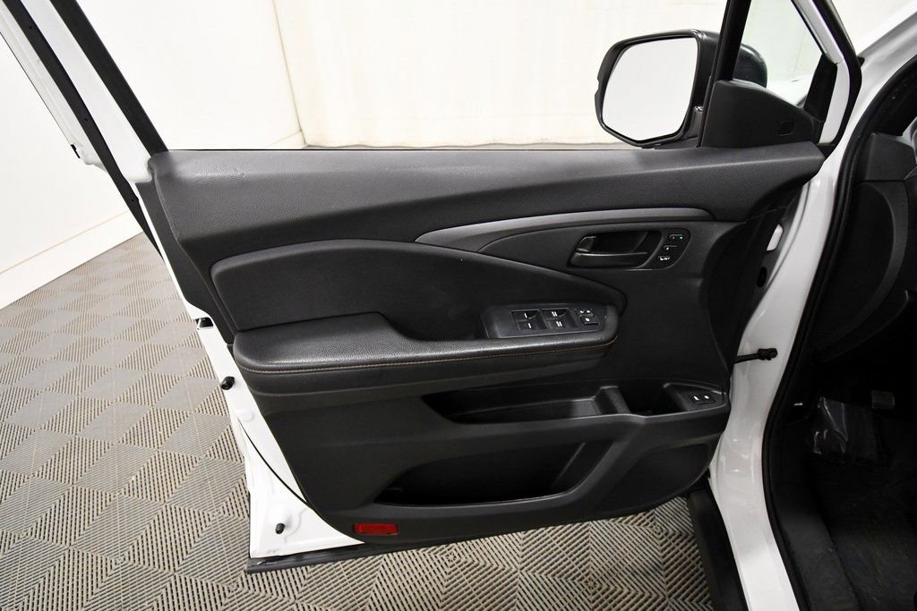 Certified 2022 Honda Passport TrailSport image 14