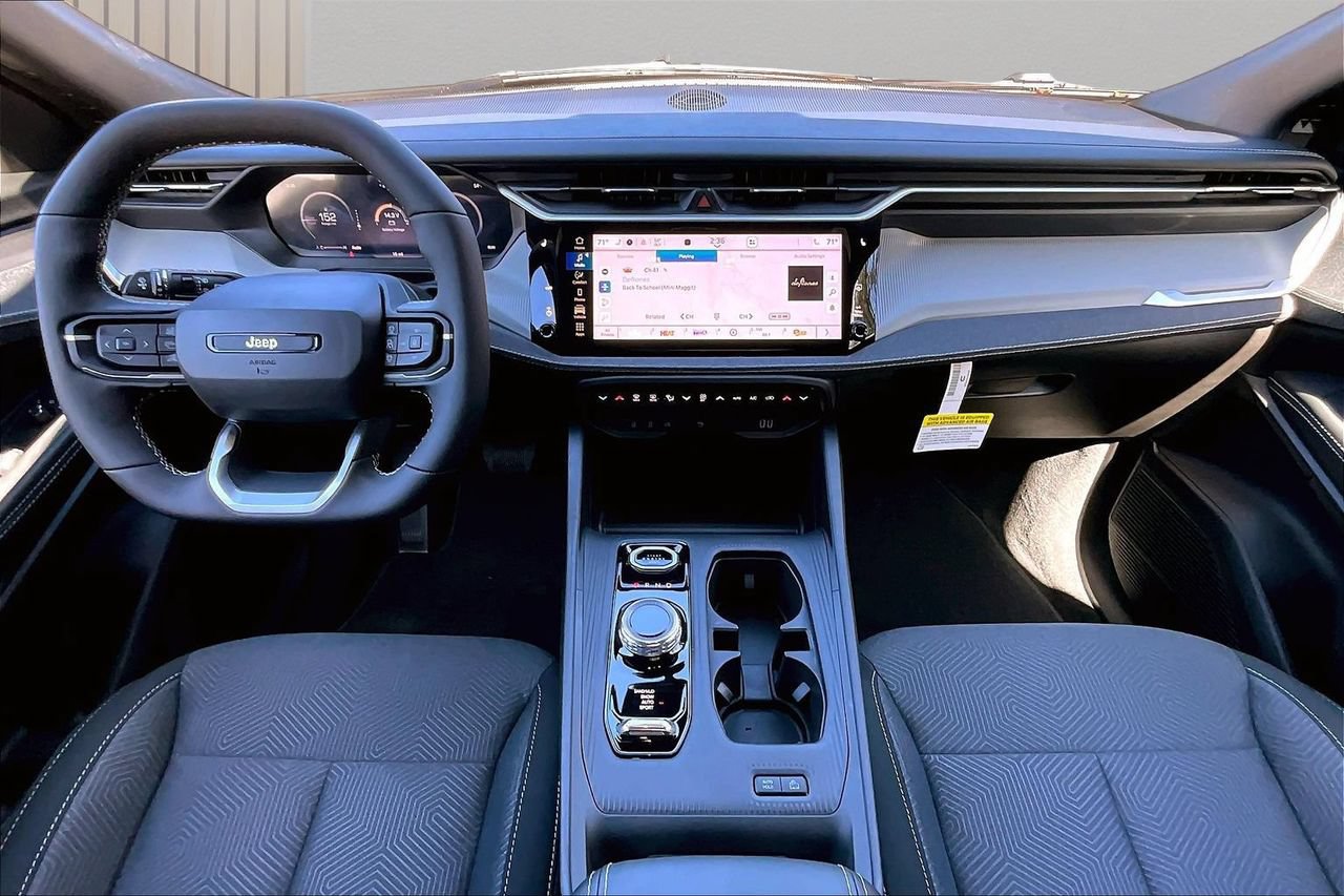 New 2026 Jeep Cherokee Laredo AWD/4WD image 9