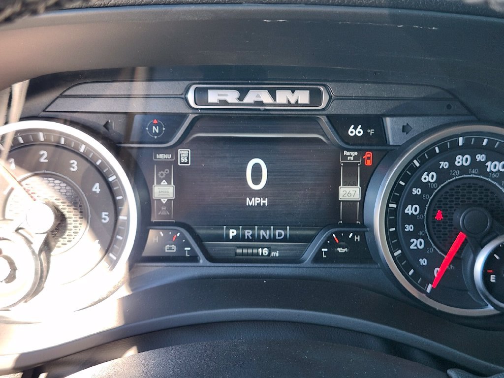 New 2026 RAM 2500 Big Horn AWD/4WD image 32