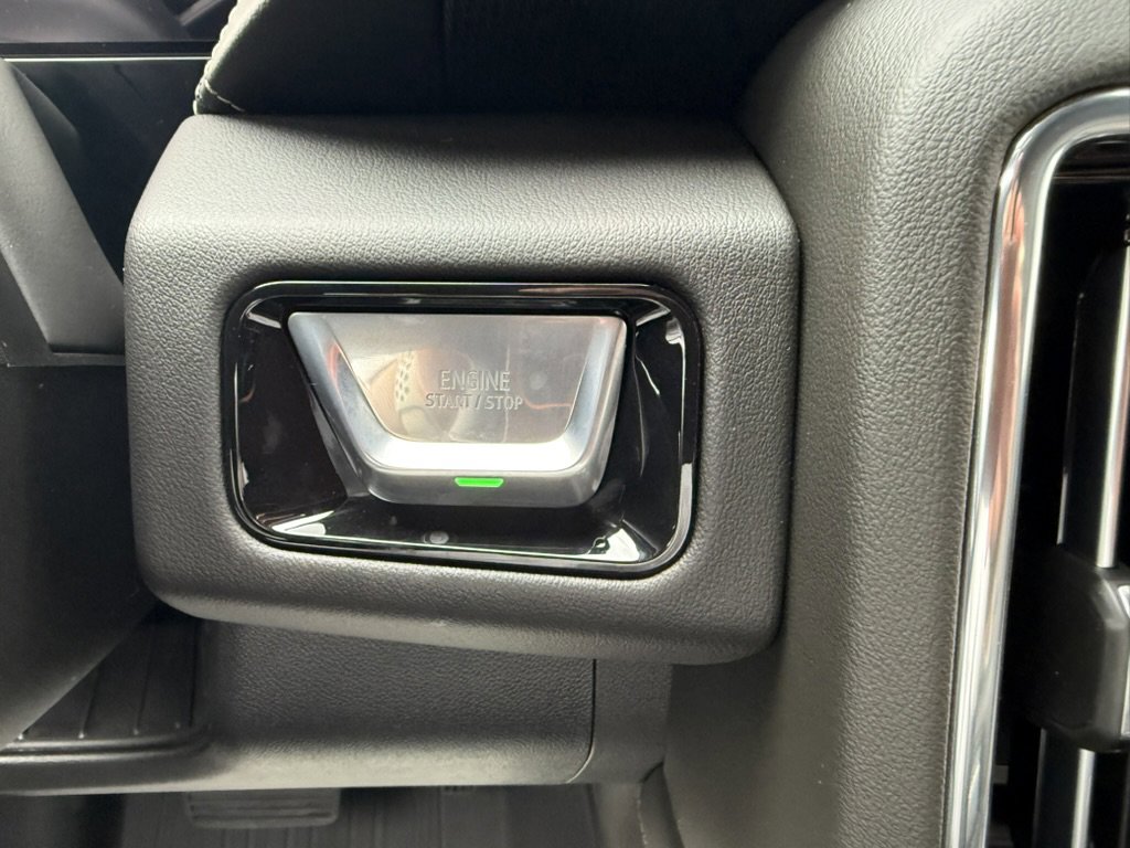 New 2026 GMC Yukon Elevation w/ LPO, Floor Liner Package image 19