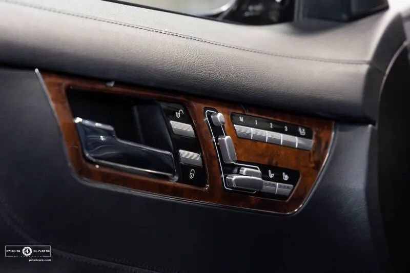 Used 2008 Mercedes-Benz CL 550 image 24