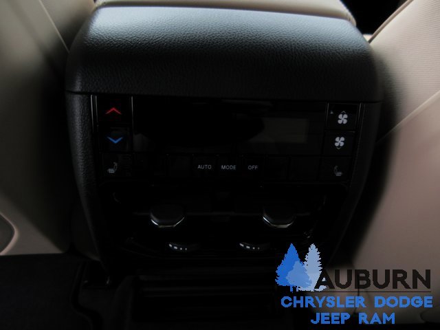 New 2025 Jeep Grand Cherokee L Limited w/ Black Appearance Package image 16