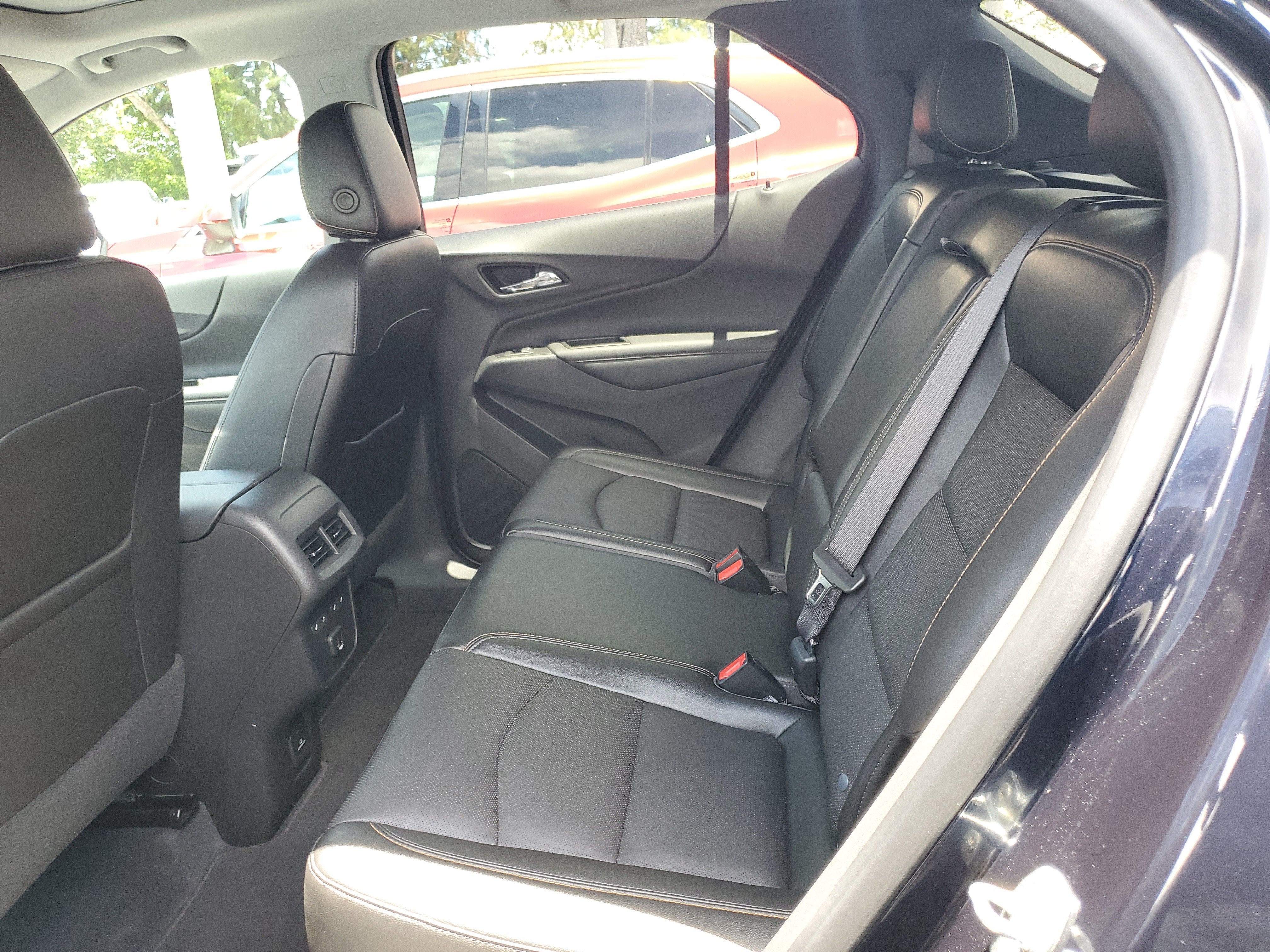 Used 2021 Chevrolet Equinox Premier FWD image 9