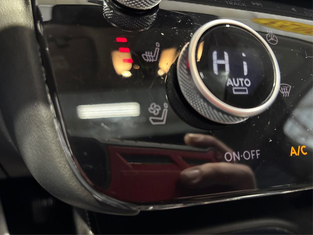 Used 2023 INFINITI QX60 Luxe w/ Cargo Package image 41