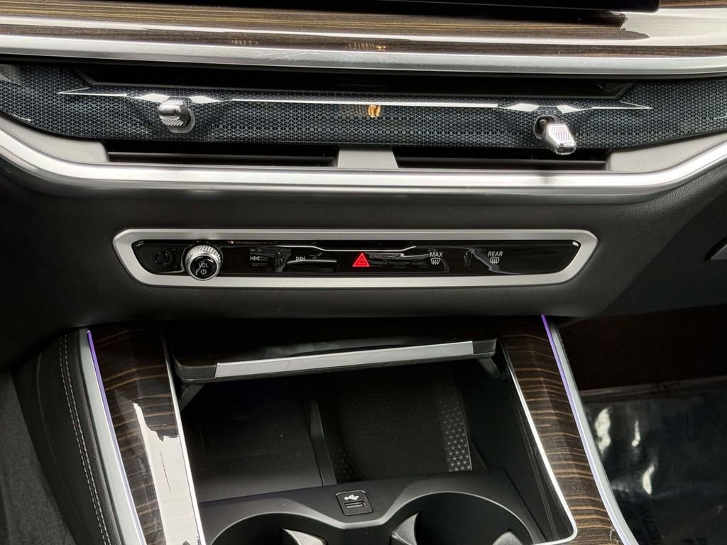 Used 2024 BMW X5 xDrive50e w/ M Sport Package image 18