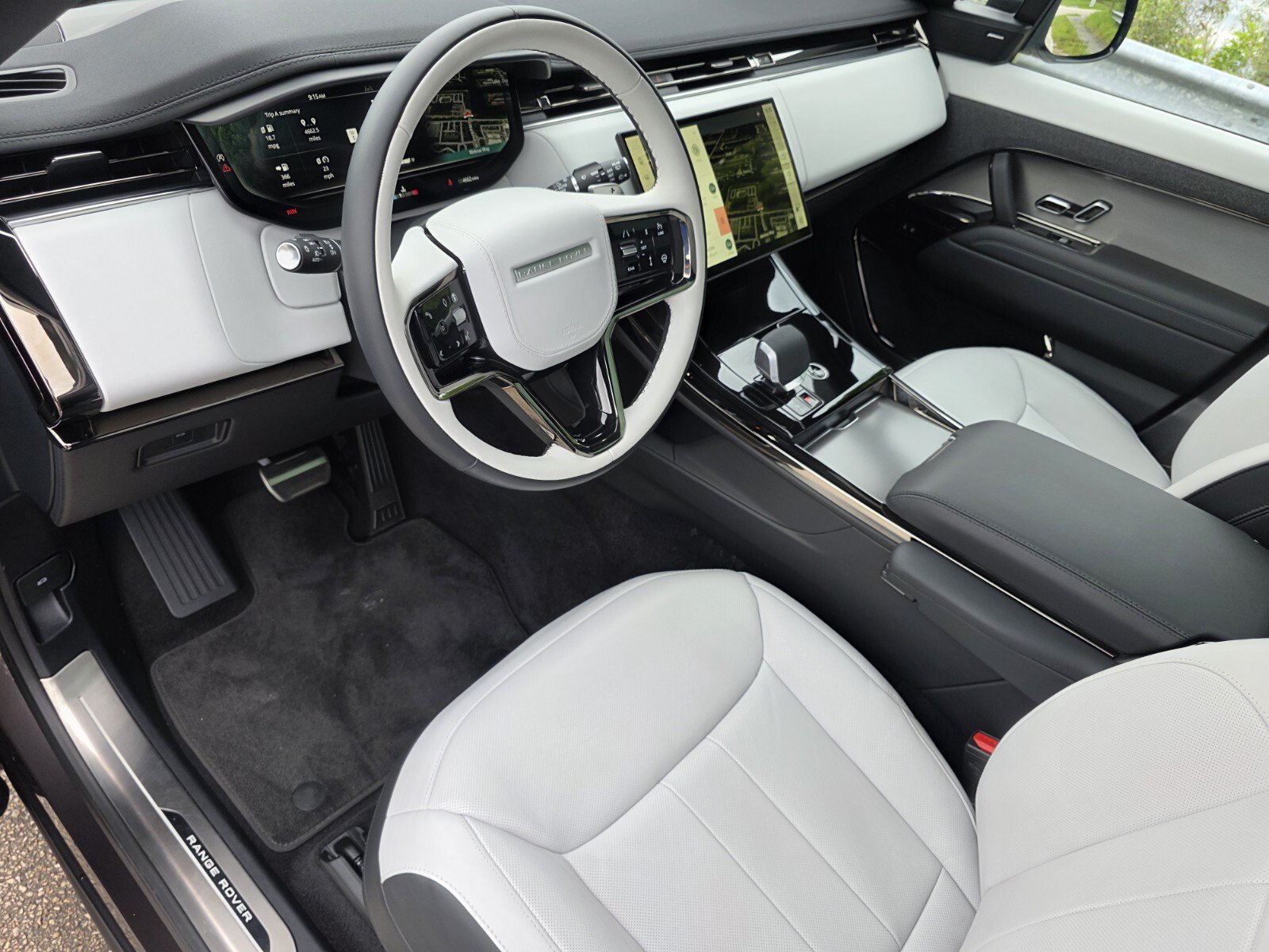 Certified 2025 Land Rover Range Rover Sport Dynamic SE AWD/4WD image 11