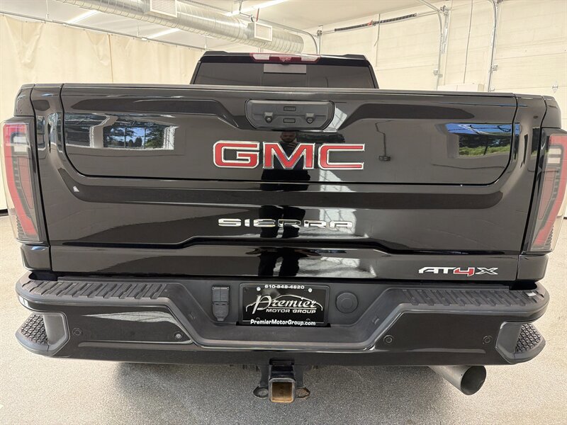 Used 2024 GMC Sierra 2500 AT4X AWD/4WD image 6