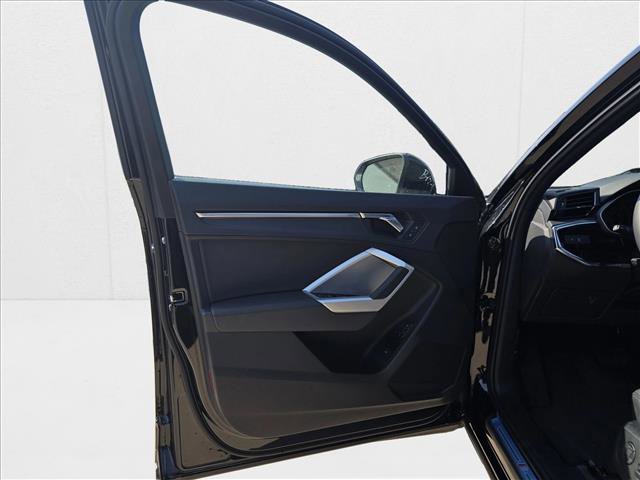New 2025 Audi Q3 2.0T Premium w/ Convenience Package image 13