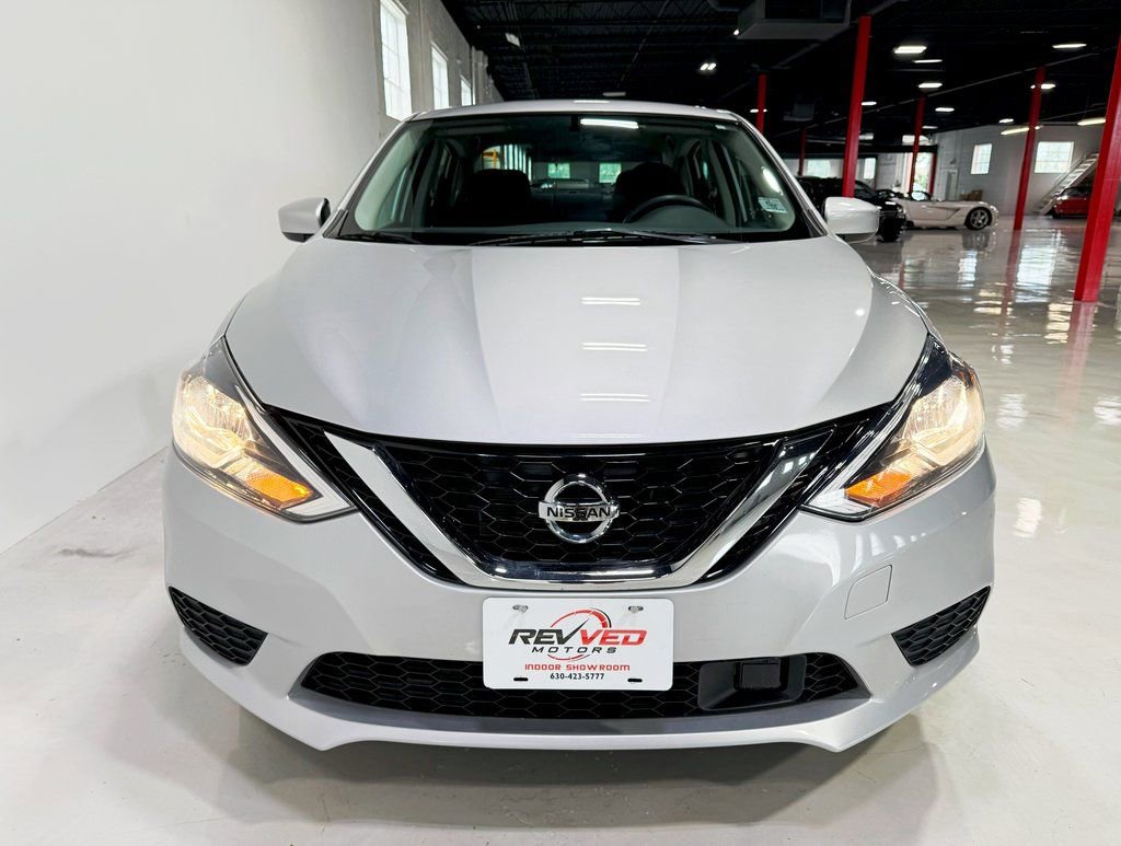 Used 2018 Nissan Sentra S image 9