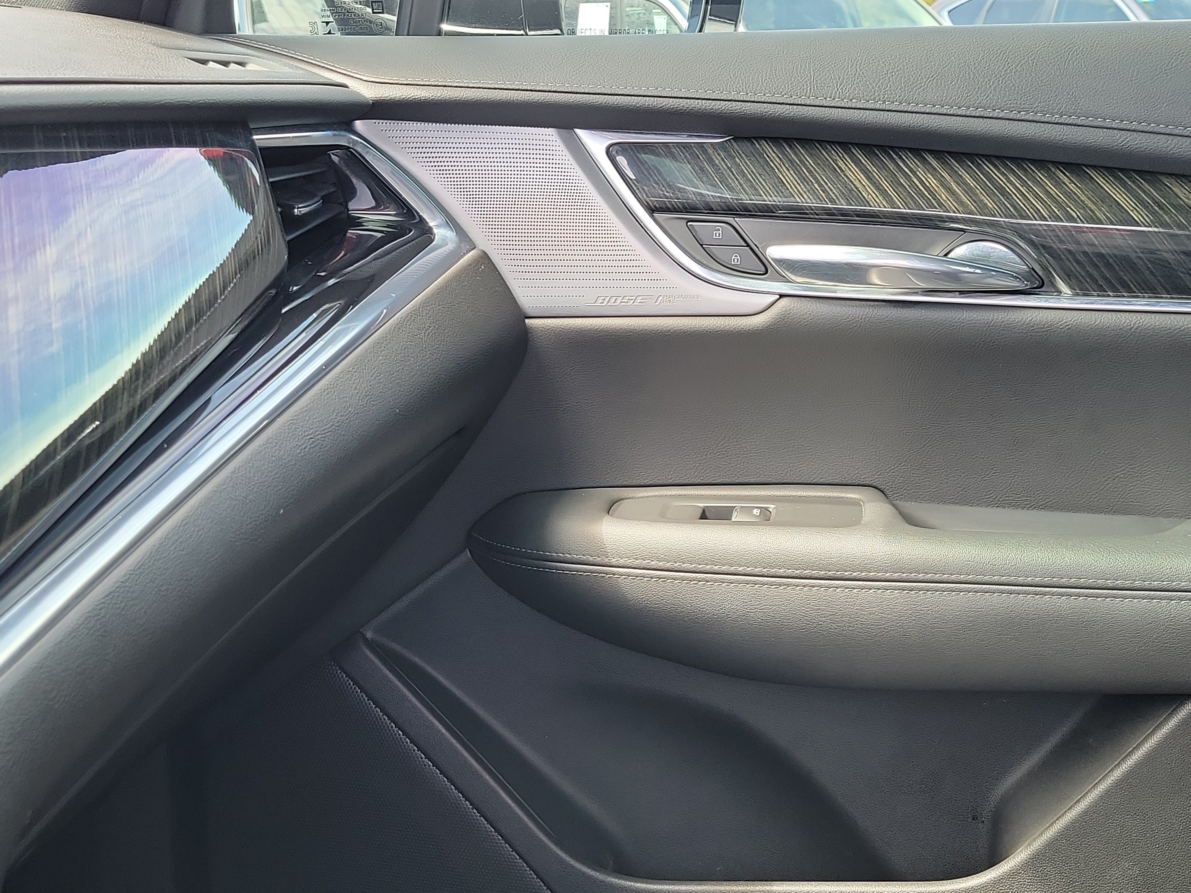 Used 2021 Cadillac XT6 Premium Luxury AWD/4WD image 30