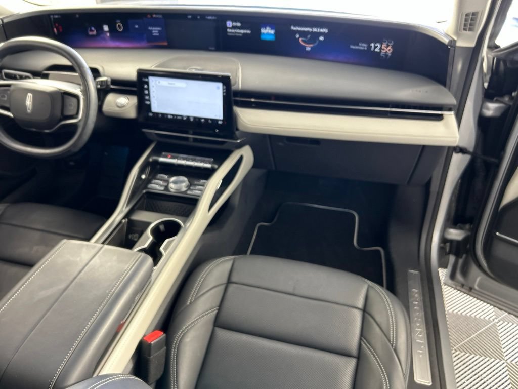 Used 2024 Lincoln Nautilus Premier w/ Equipment Group 102A AWD/4WD image 19