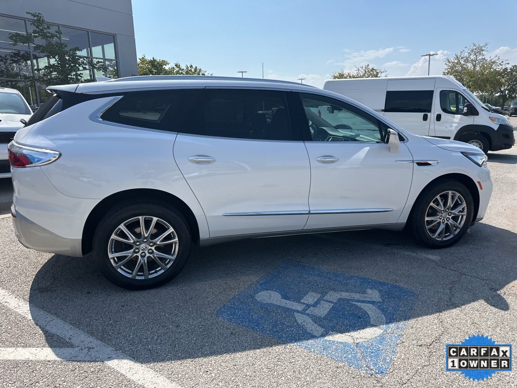 Used 2024 Buick Enclave Essence w/ Experience Buick Package image 36