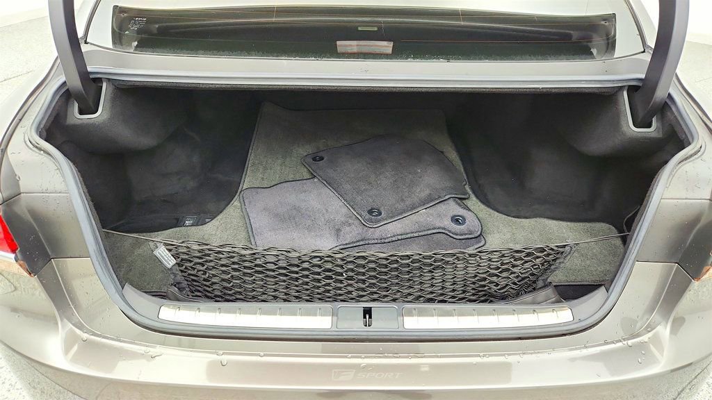 Used 2018 Lexus LS 500 F Sport w/ Accessory Package (Z2) RWD image 22