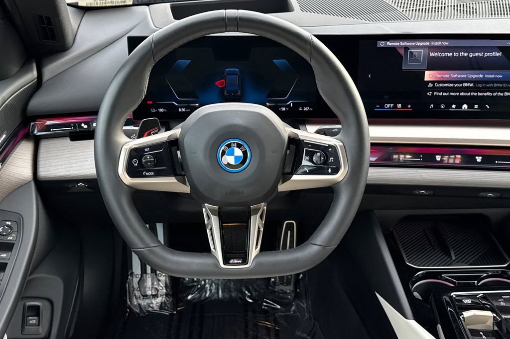 Used 2024 BMW i5 eDrive40i w/ M Sport Package image 15