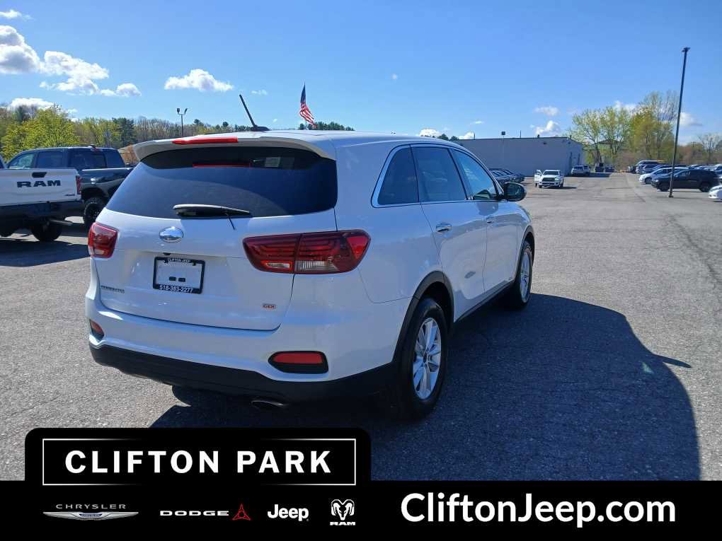 Used 2020 Kia Sorento LX AWD/4WD image 4