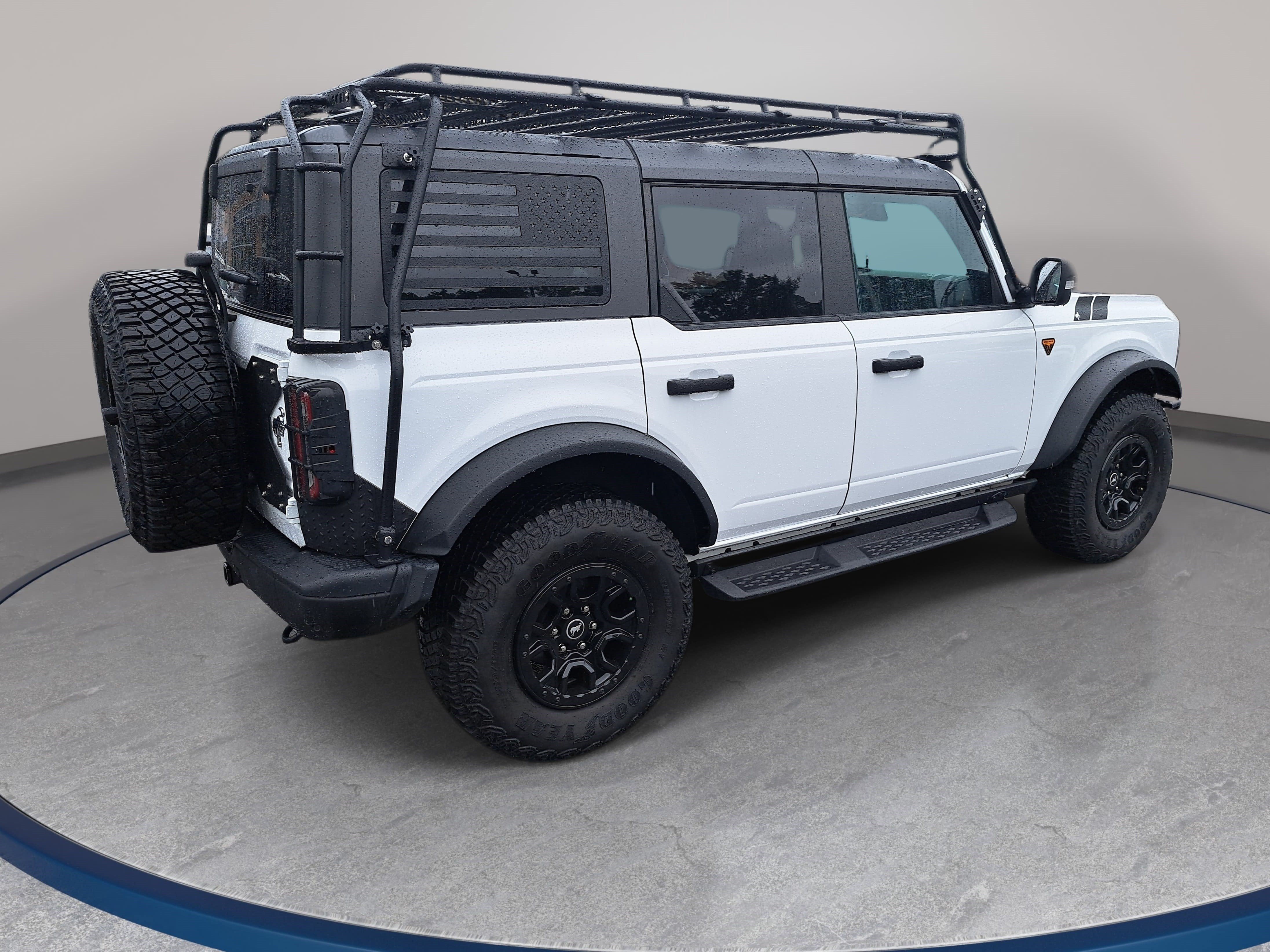 Used 2024 Ford Bronco Badlands AWD/4WD image 5