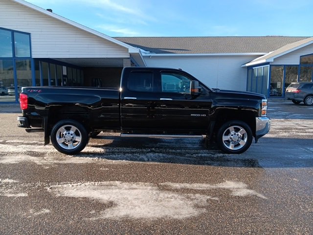 Used 2018 Chevrolet Silverado 2500 W/T w/ Snow Plow Prep Package image 23