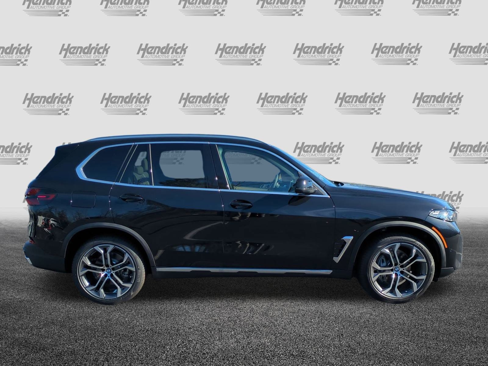 Used 2026 BMW X5 xDrive40i AWD/4WD image 11
