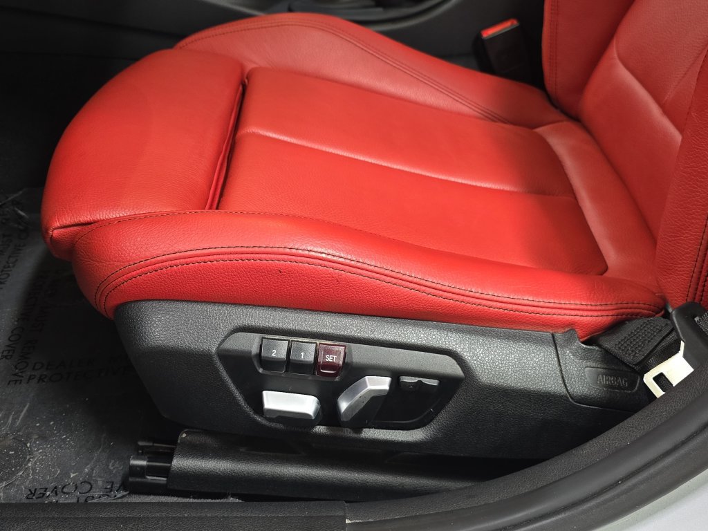 Used 2017 BMW 330i Sedan RWD image 28