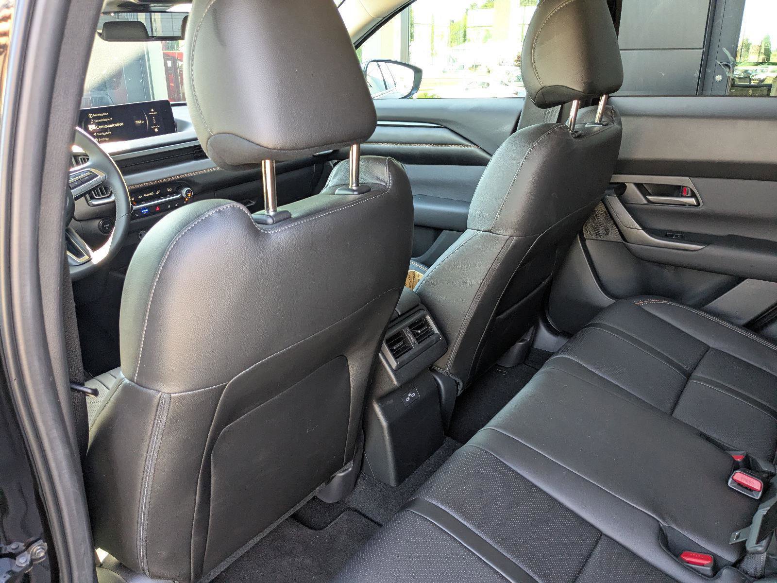Used 2026 MAZDA CX-50 AWD 2.5 Hybrid w/ Premium Pkg image 15