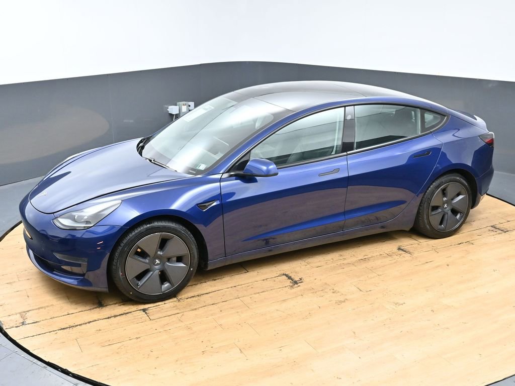 Used 2021 Tesla Model 3 Standard Range Plus image 57
