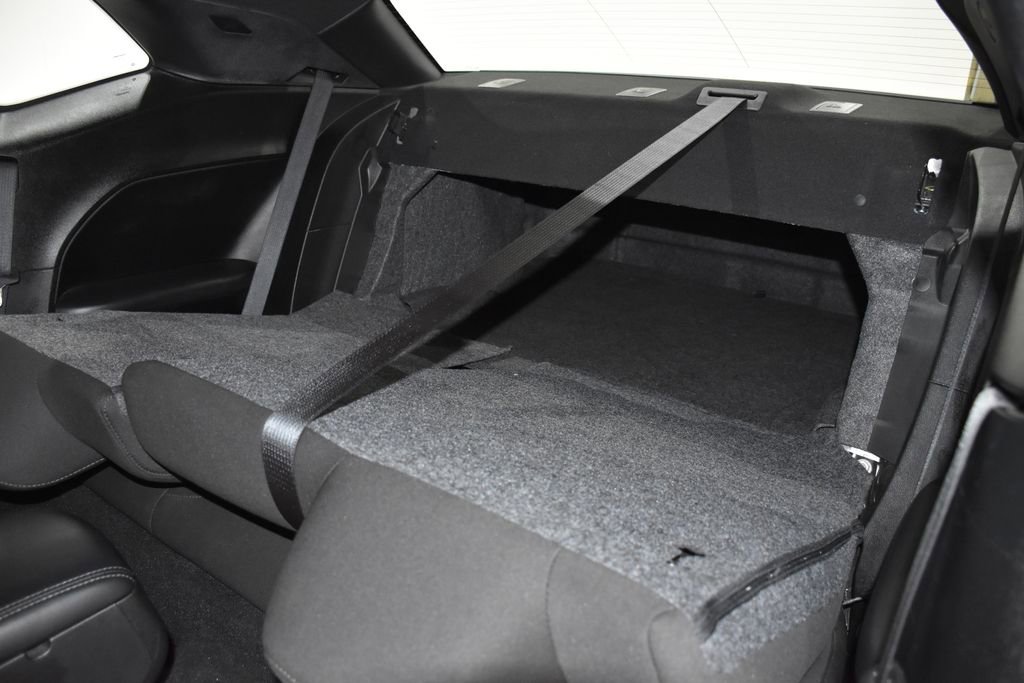 Used 2023 Dodge Challenger SXT image 27