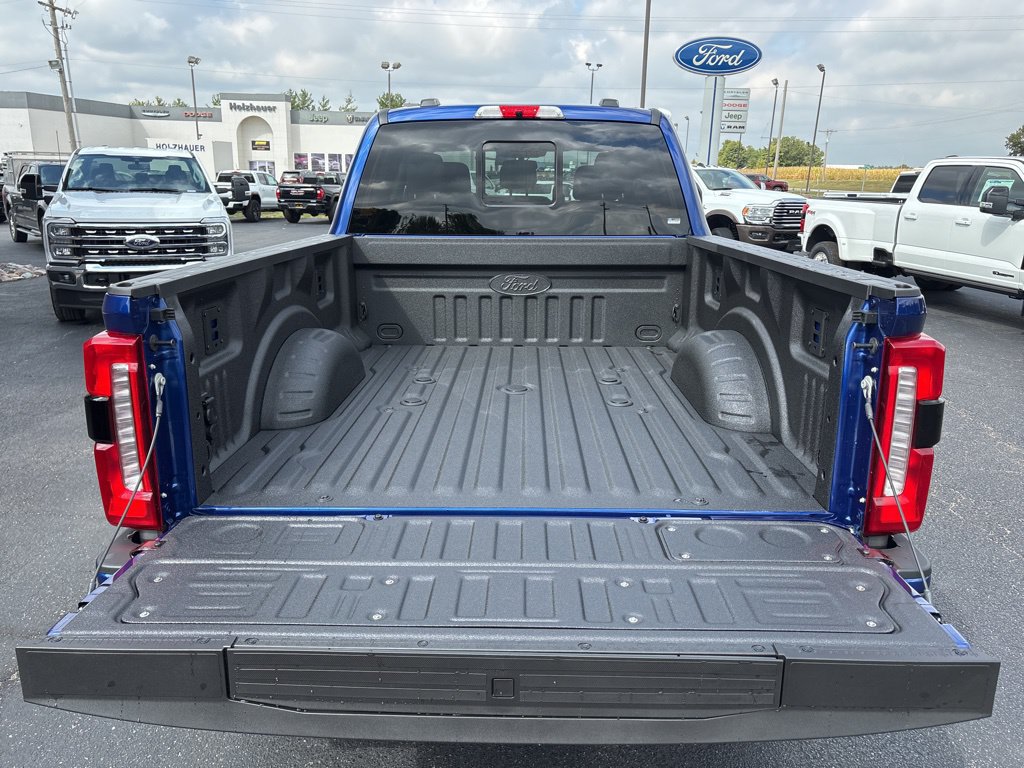 New 2026 Ford F350 XLT w/ XLT Premium Package AWD/4WD image 27