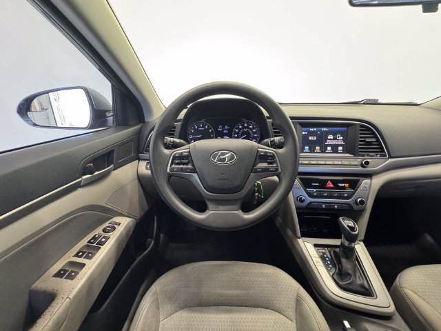 Used 2017 Hyundai Elantra SE FWD image 24