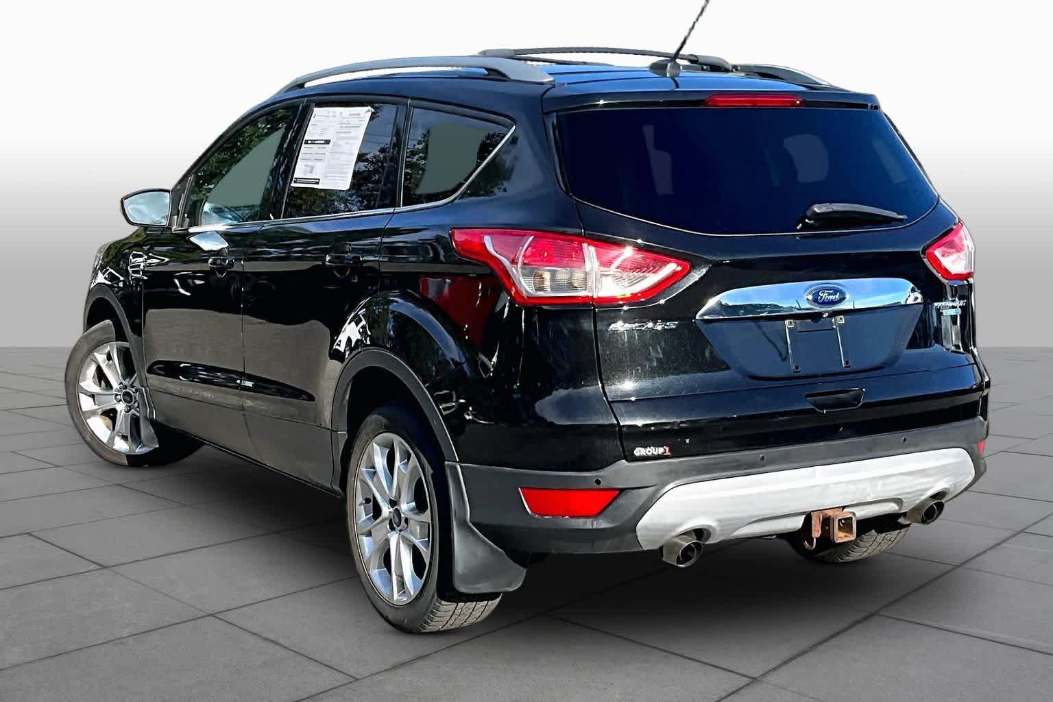 Used 2015 Ford Escape Titanium w/ Equipment Group 301A AWD/4WD image 12