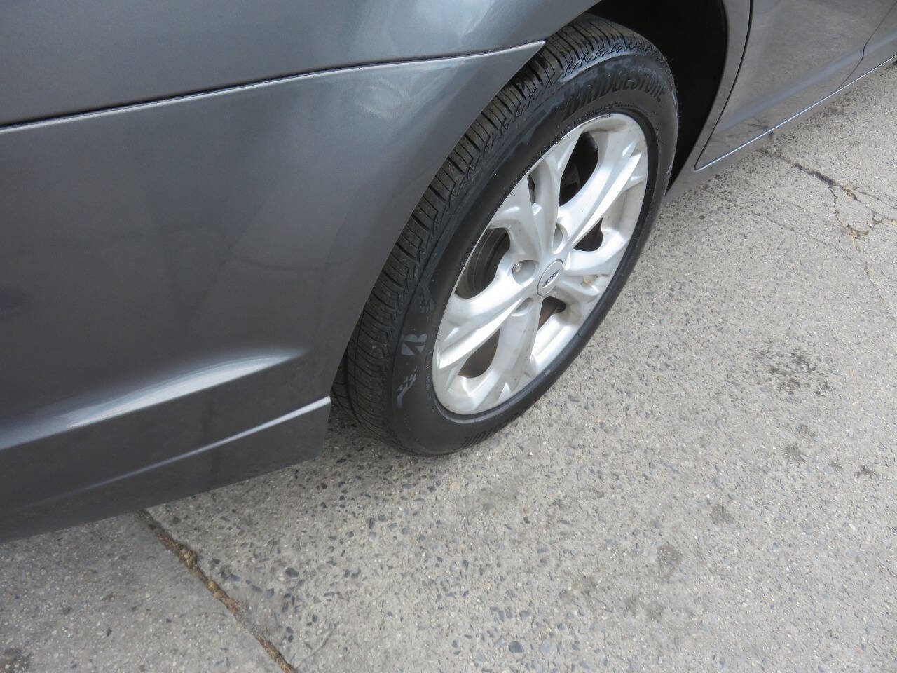 Used 2012 Ford Fusion SE image 32
