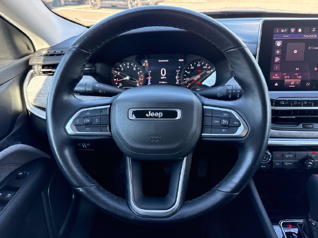 Used 2022 Jeep Compass Latitude AWD/4WD image 20