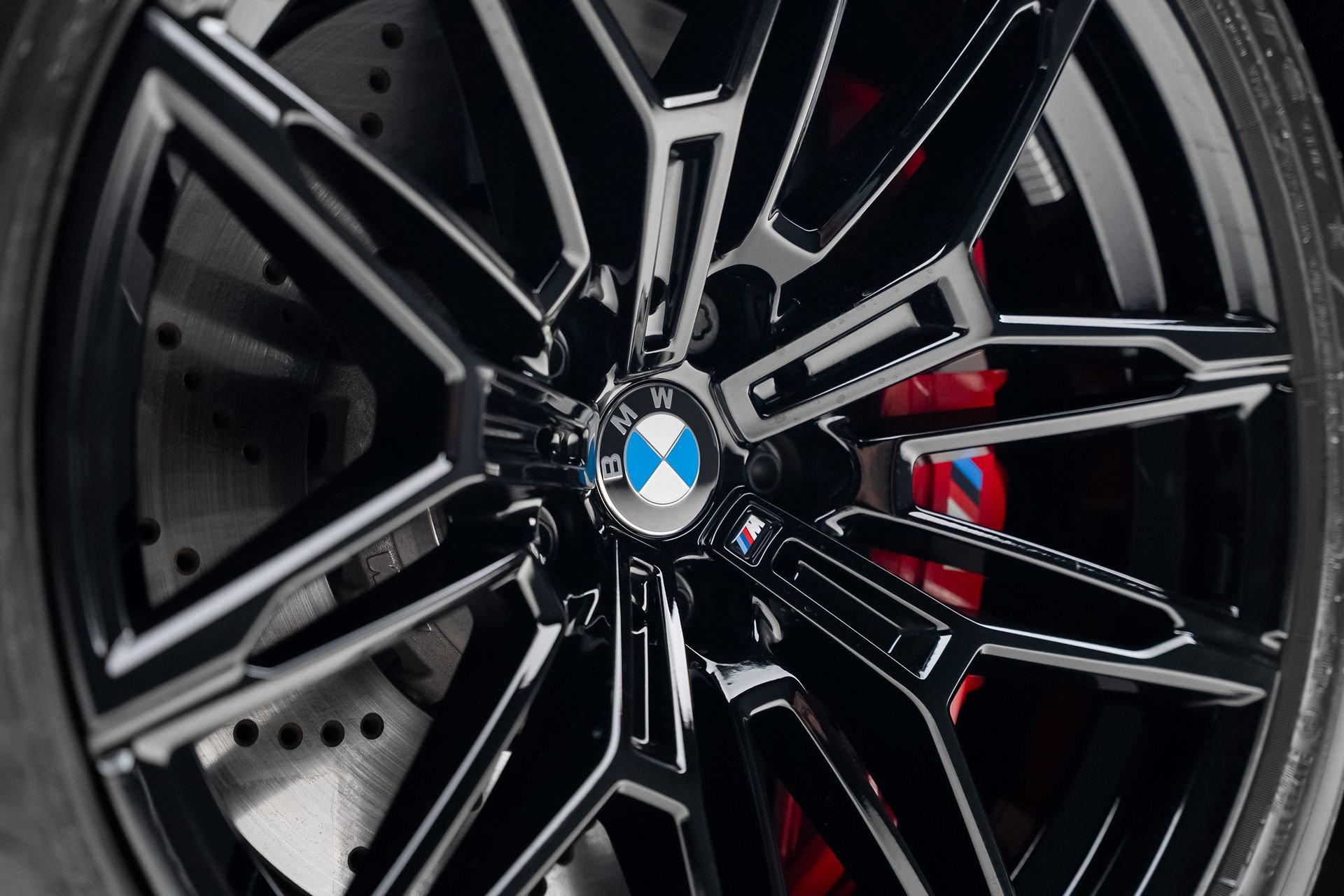 Used 2025 BMW M2 RWD image 23