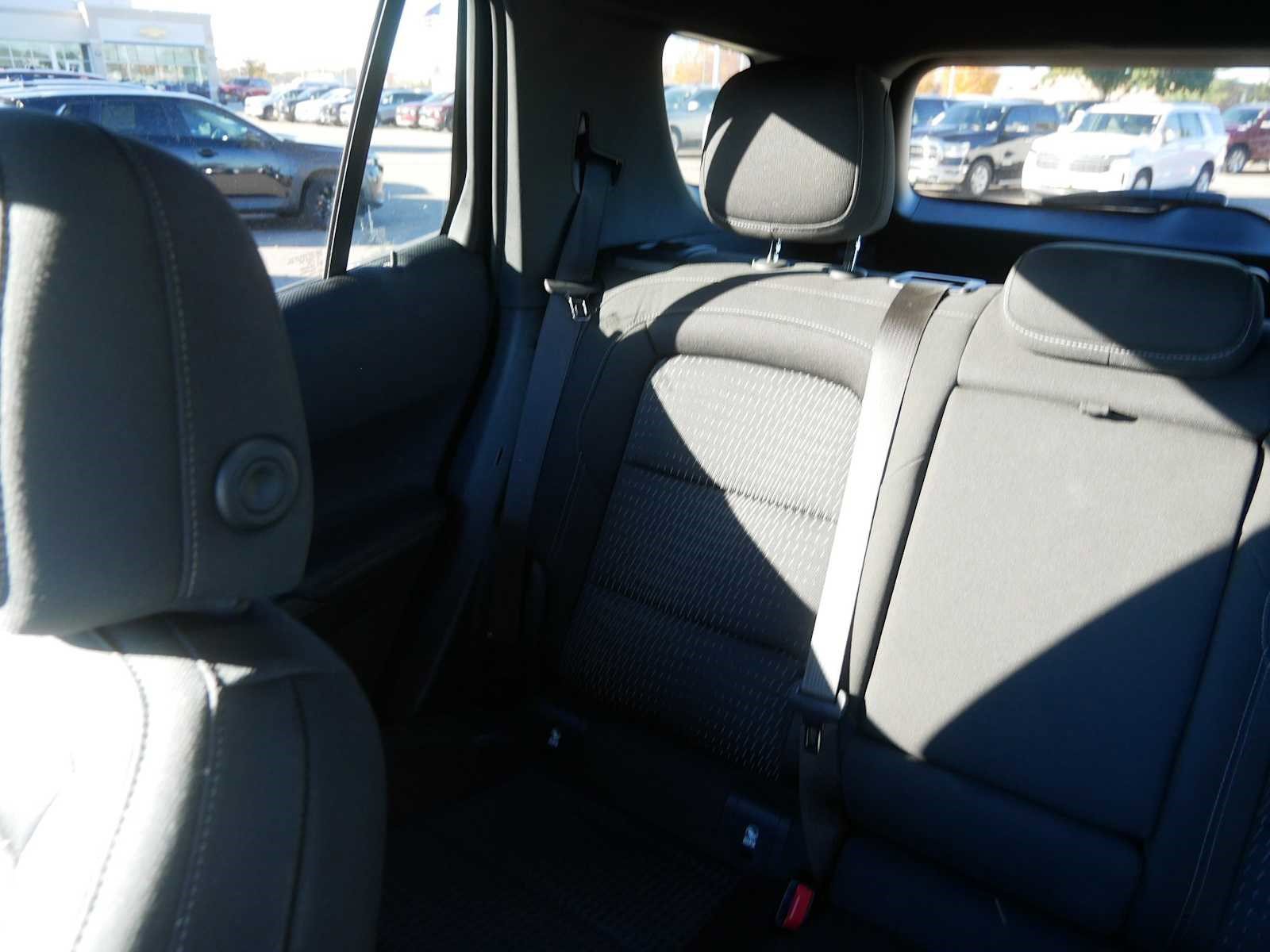 Used 2025 Chevrolet Equinox LT image 12