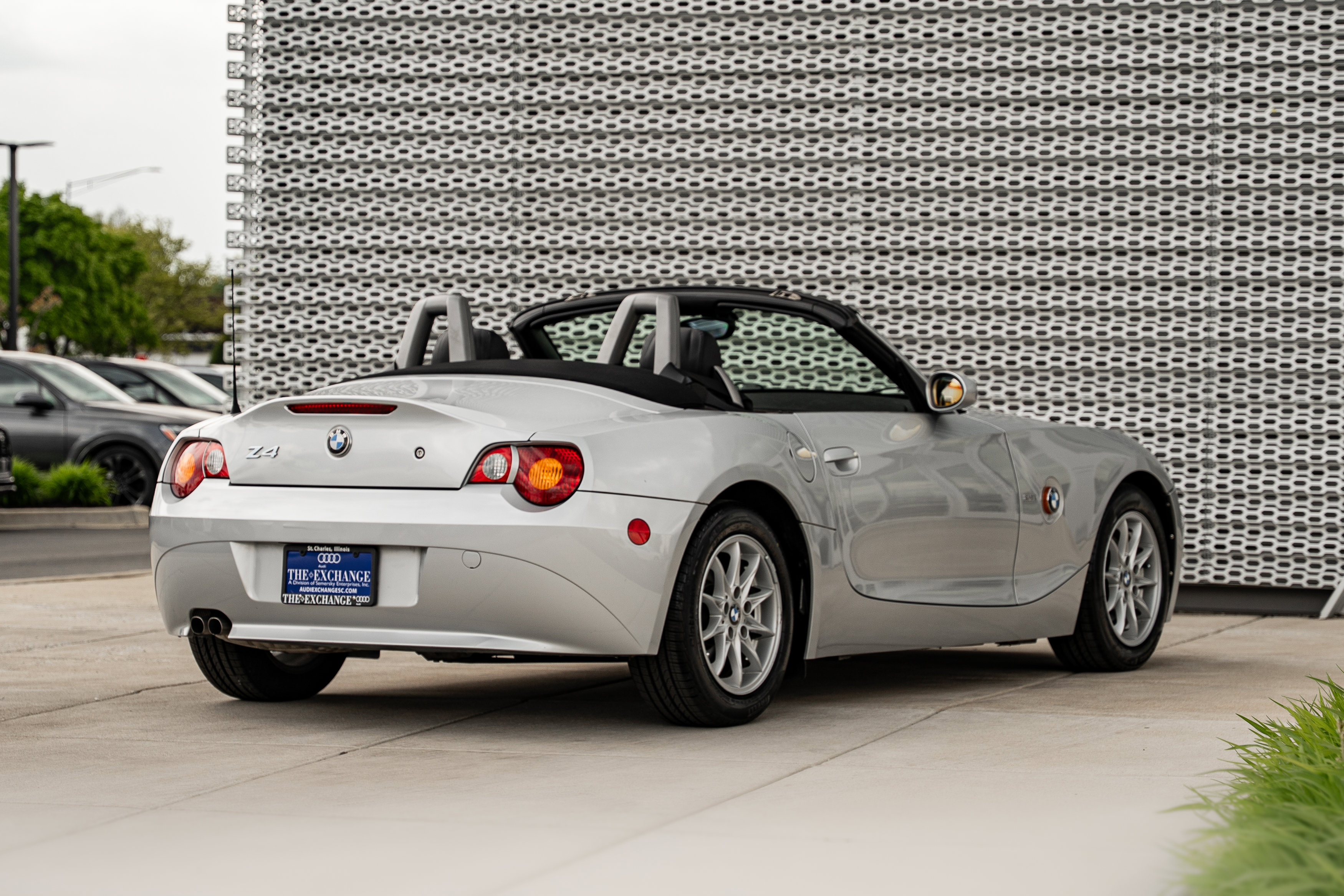 Used 2003 BMW Z4 2.5i RWD image 6