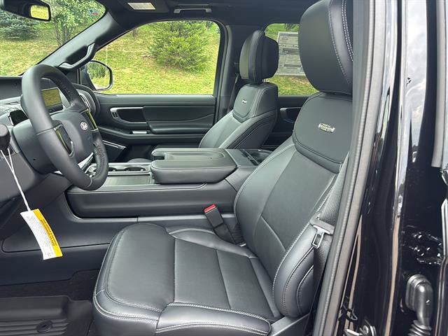 New 2027 Ford Expedition Platinum w/ Stealth Performance Package AWD/4WD image 10