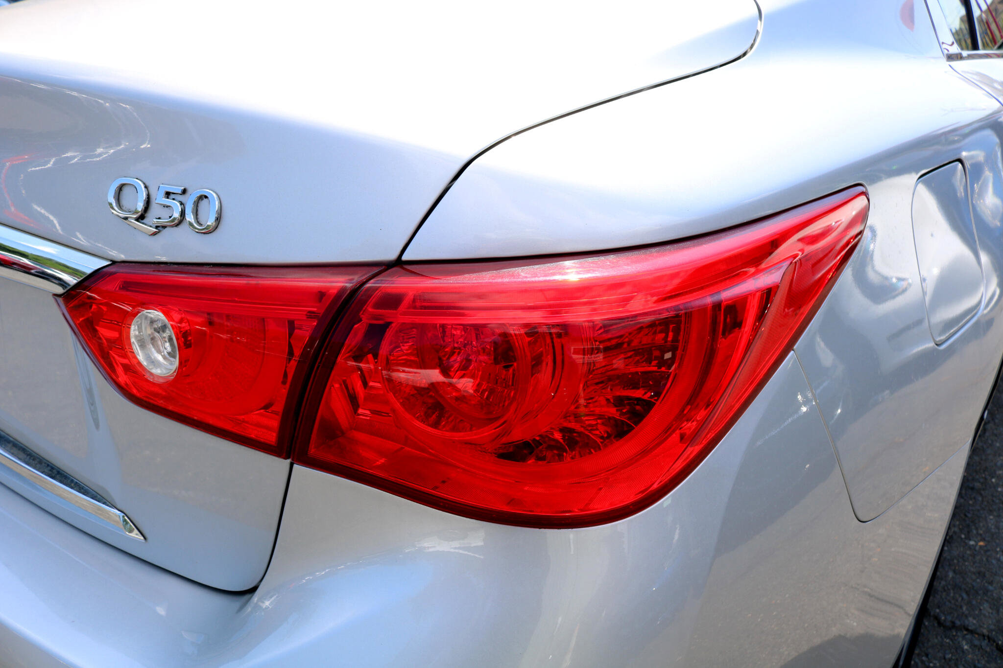 Used 2017 INFINITI Q50 3.0t Premium w/ Driver Assistance Package image 6