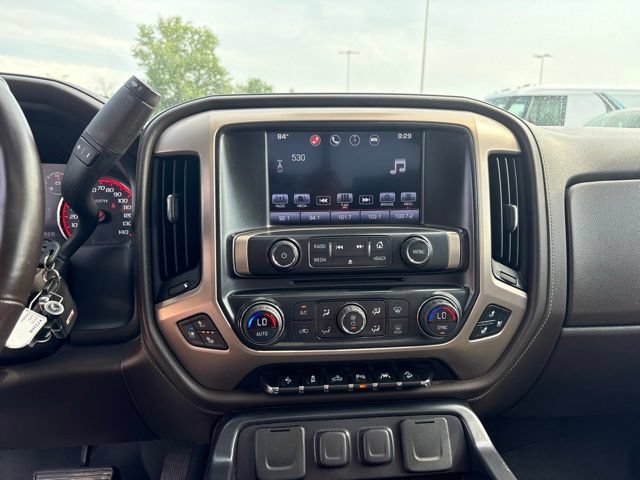Used 2016 GMC Sierra 1500 Denali w/ Enhanced Driver Alert Package AWD/4WD image 24