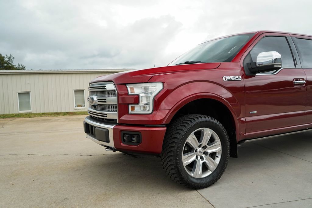 Used 2016 Ford F150 Platinum w/ Equipment Group 701A Luxury AWD/4WD image 17