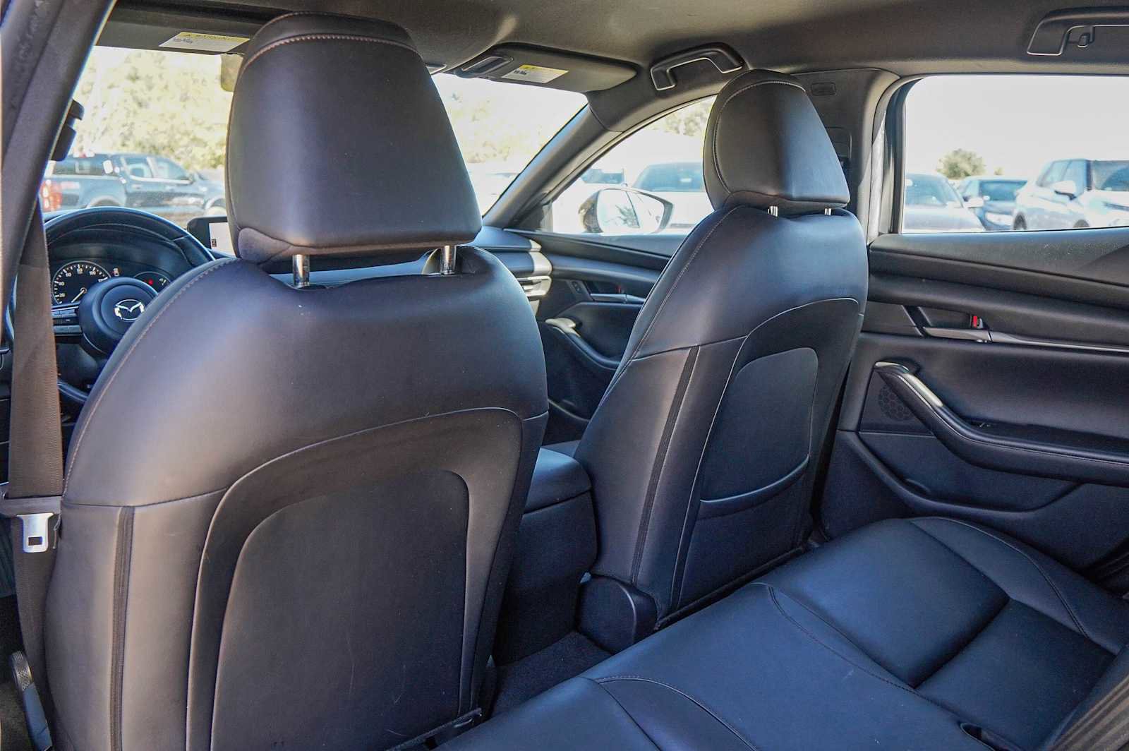 Used 2021 MAZDA MAZDA3 s image 28