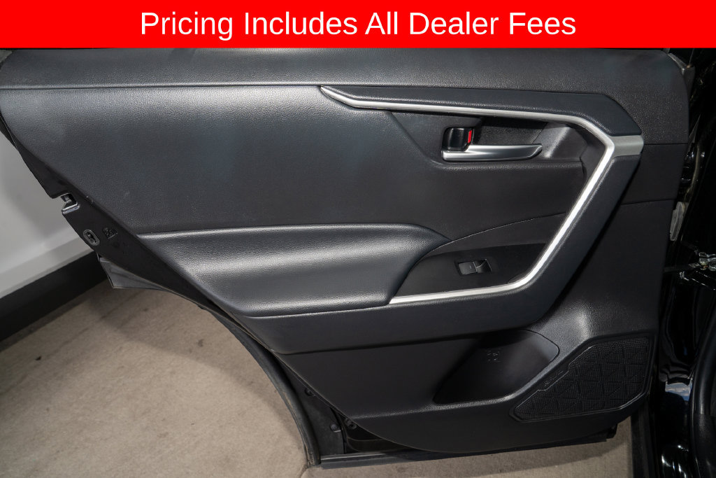 Used 2024 Toyota RAV4 AWD Hybrid image 9