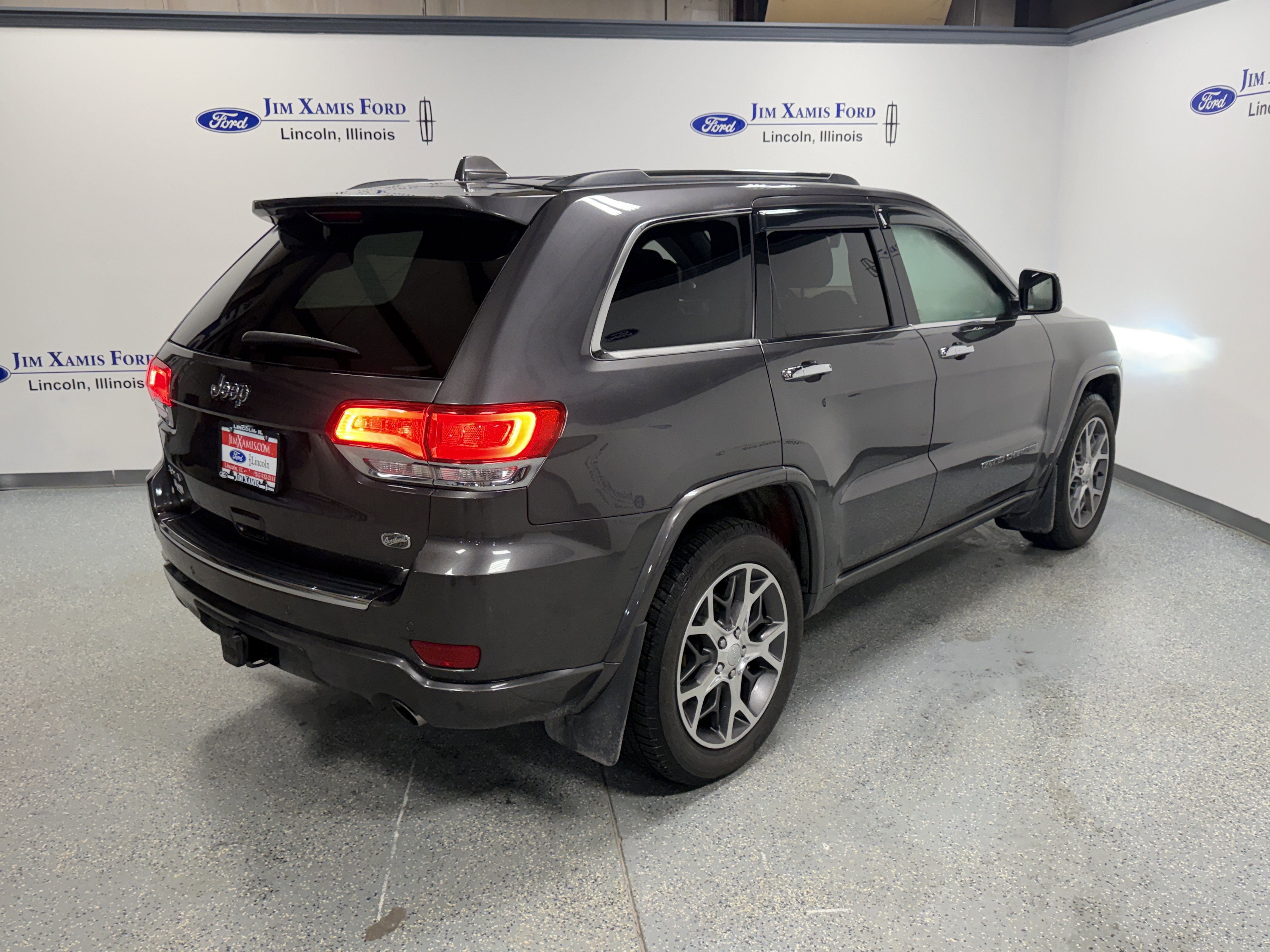 Used 2020 Jeep Grand Cherokee Overland image 6