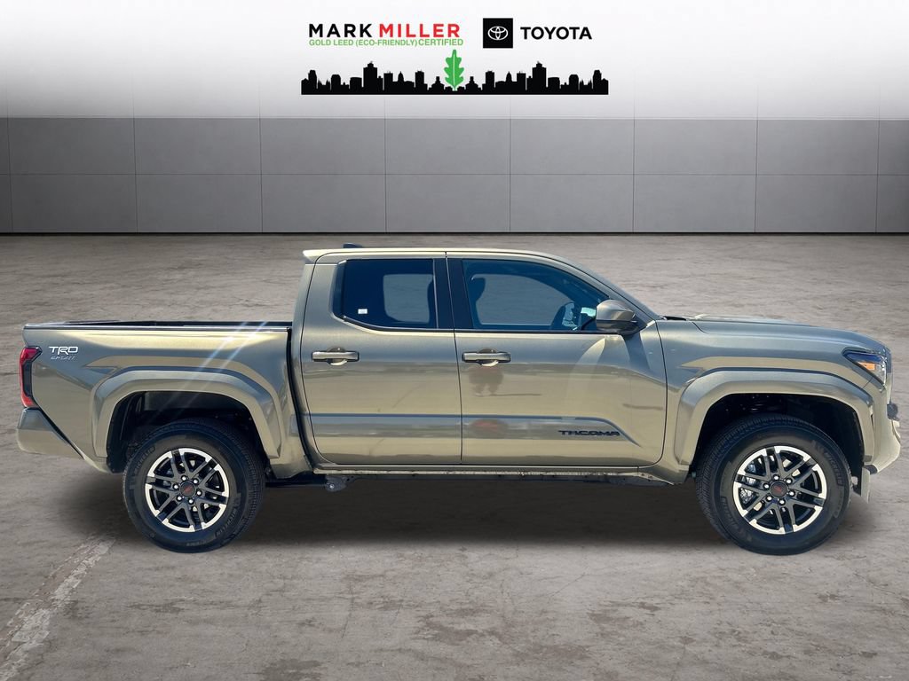 Certified 2025 Toyota Tacoma TRD Sport AWD/4WD image 7