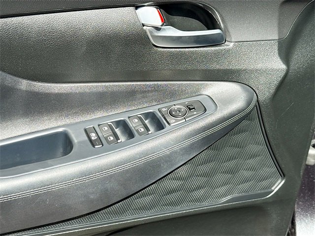 Used 2023 Hyundai Santa Fe SE image 17