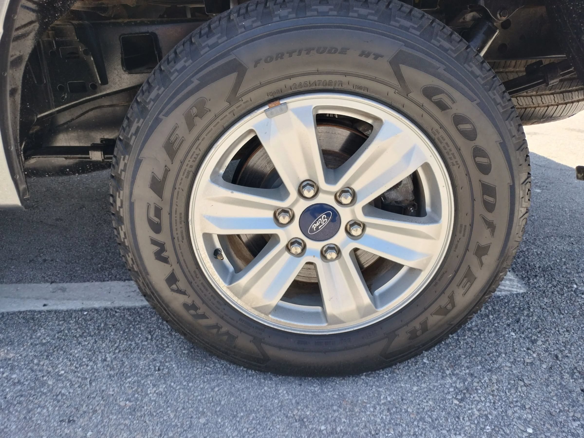 Used 2019 Ford F150 XL w/ Equipment Group 101A Mid RWD image 37