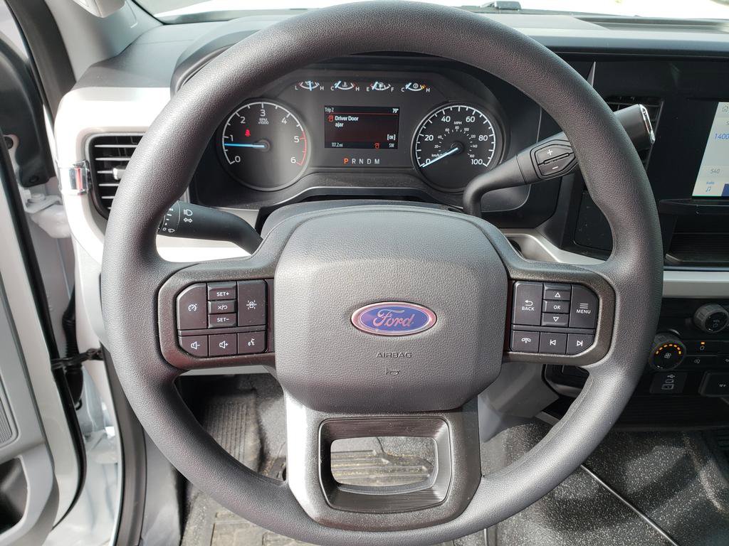 New 2025 Ford F350 XL w/ XL Chrome Package image 8