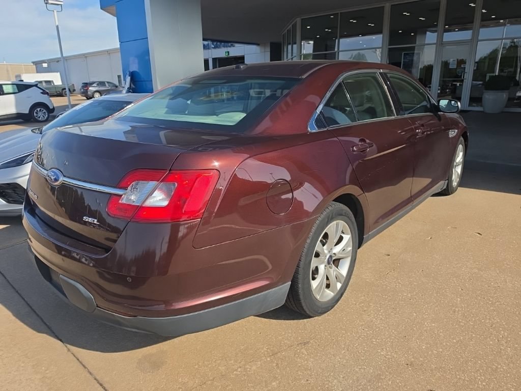 Used 2012 Ford Taurus SEL FWD image 4