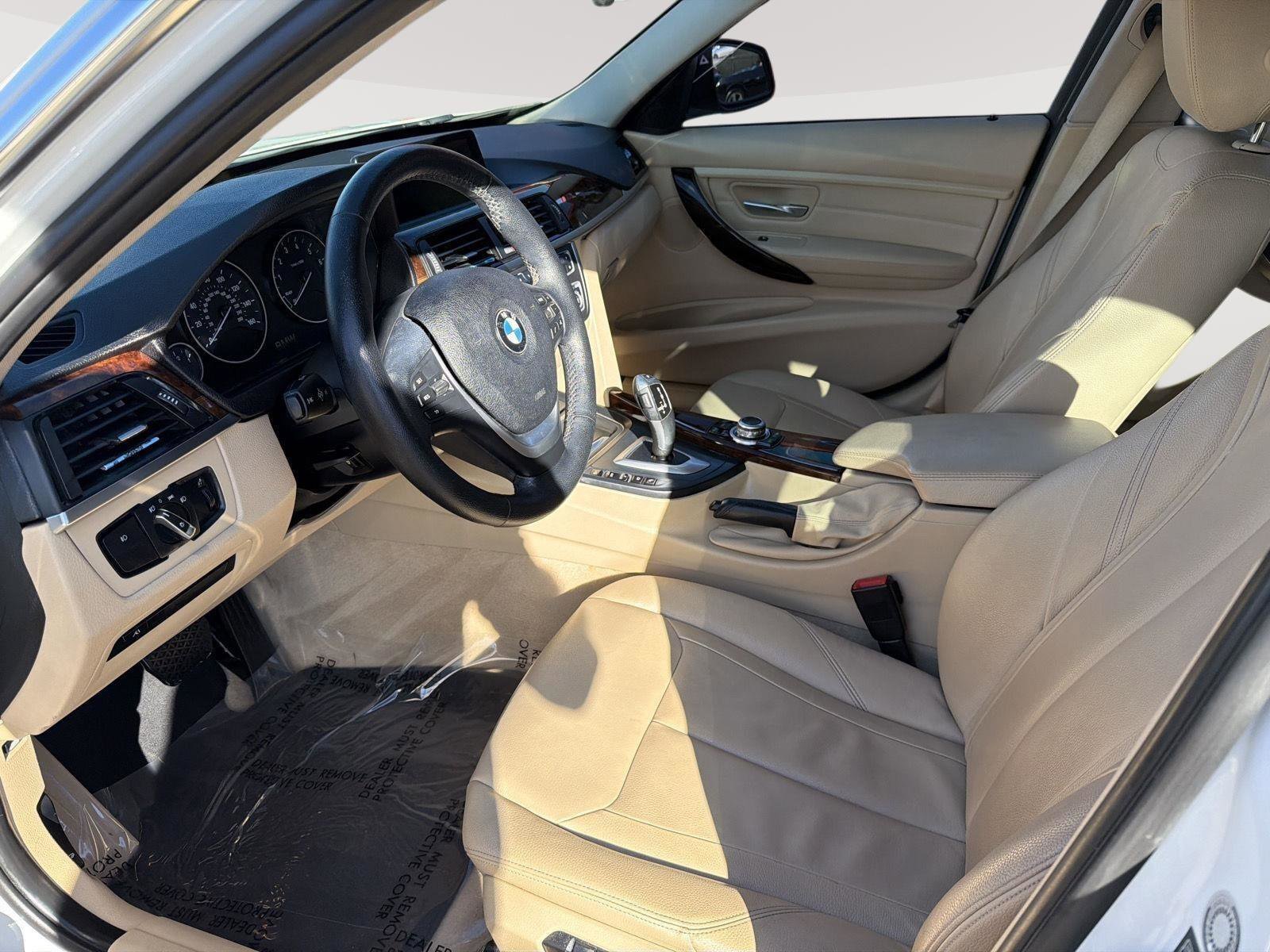 Used 2013 BMW 328i xDrive Sedan image 12