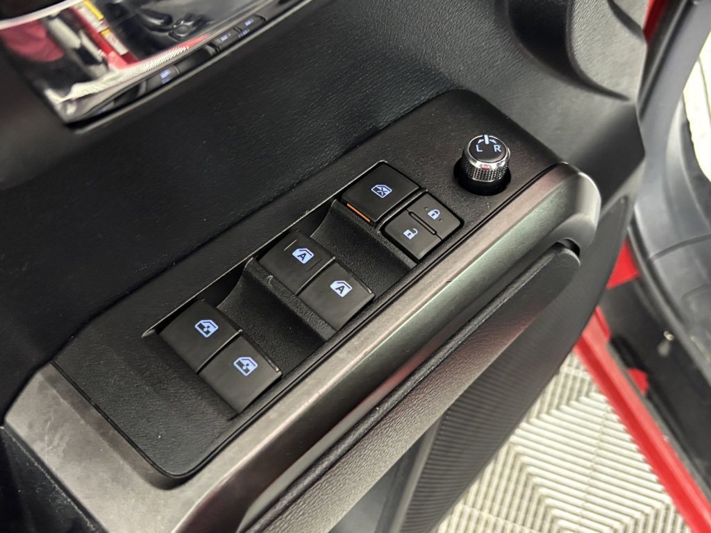 Used 2017 Toyota Tacoma TRD Off-Road w/ Tow Package image 15