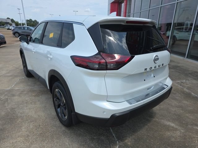 Used 2026 Nissan Rogue SV FWD image 16