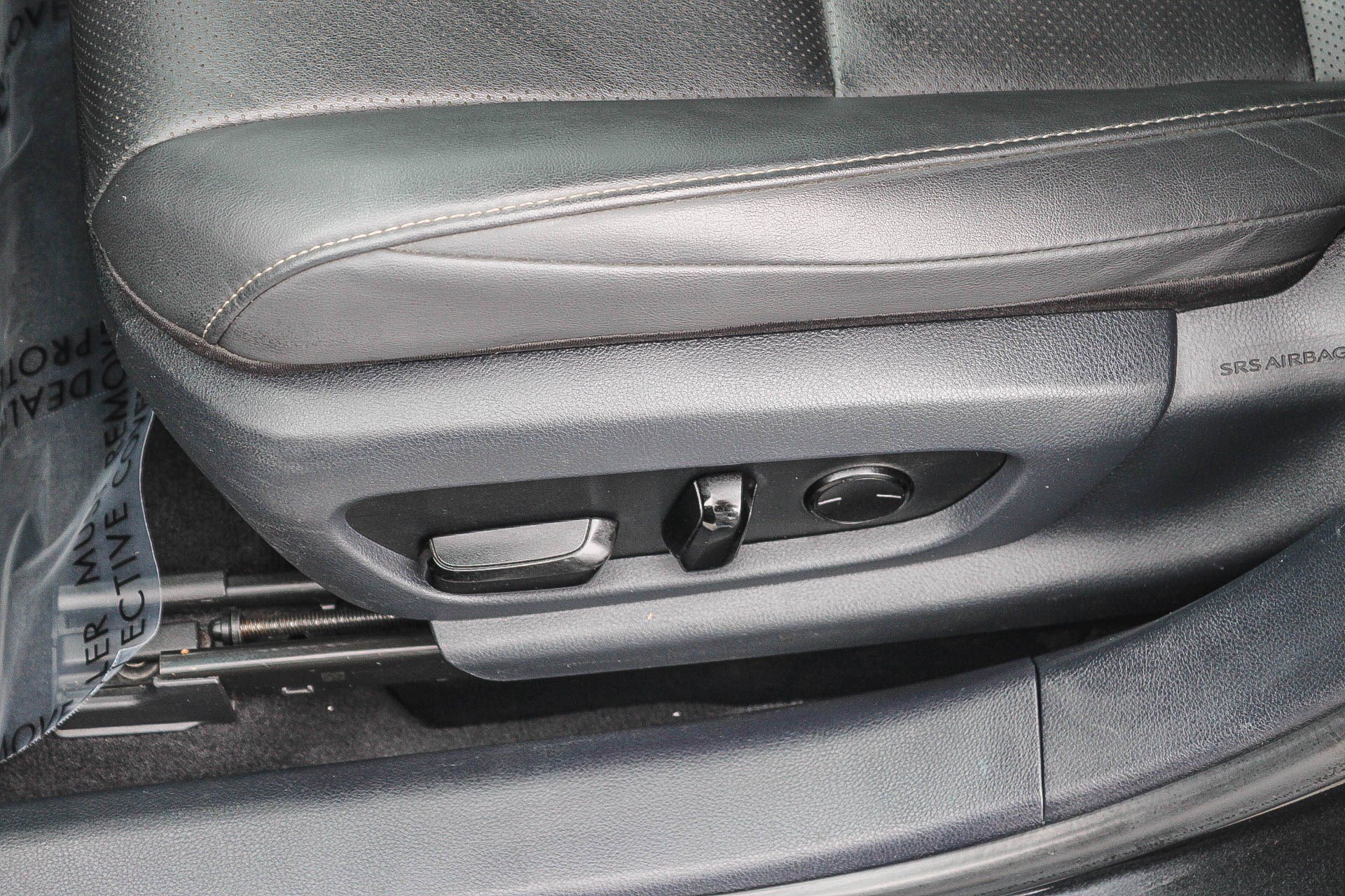 Used 2024 Lexus ES 300h w/ Premium Package FWD image 22